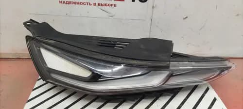 Фара передняя правая Hyundai Santa Fe 4