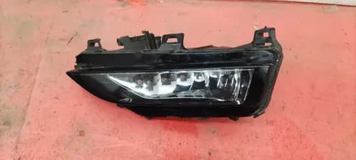 Птф передняя правая Skoda Rapid