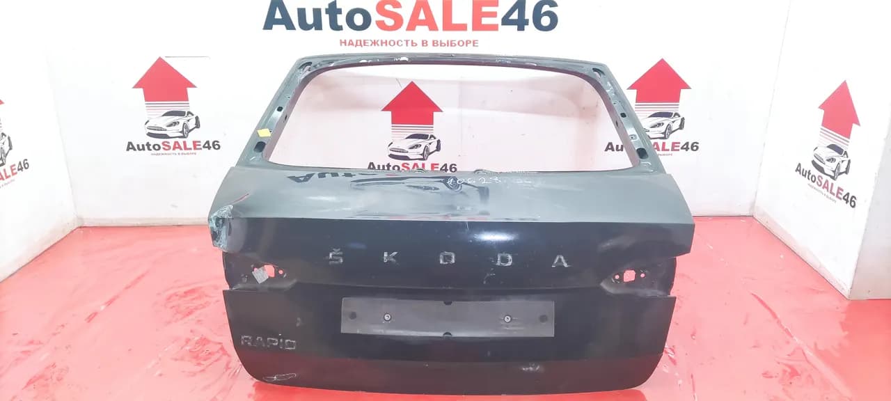Крышка багажника Skoda Rapid
