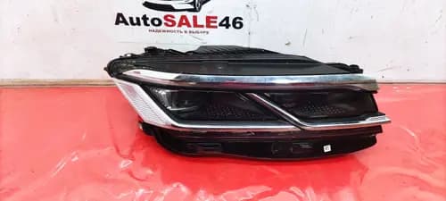 Фара правая Touareg 3 LED оригинал бу