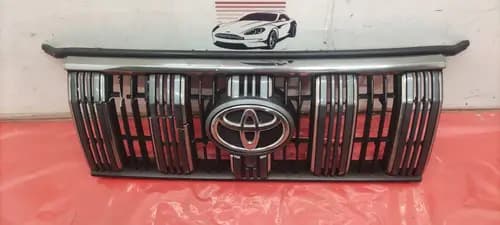 Решетка радиатора Toyota land Cruiser Prado 150
