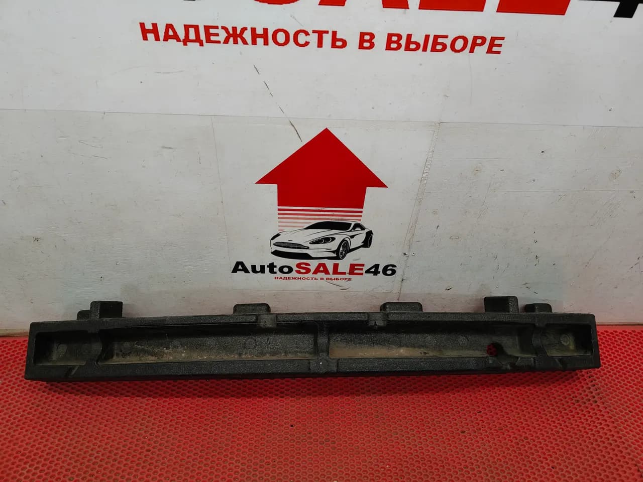 Абсорбер переднего бампера Nissan Qashqai J11