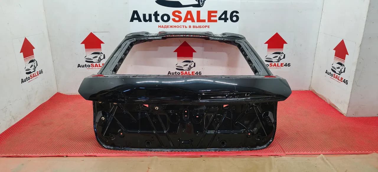 Крышка багажника BMW X6 G06
