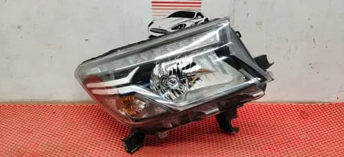 Фара передняя правая Dongfeng DF6