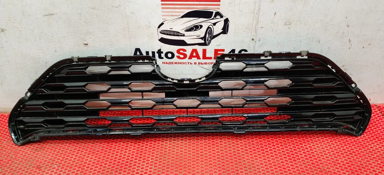 Решетка радиатора Toyota Rav4 XA50