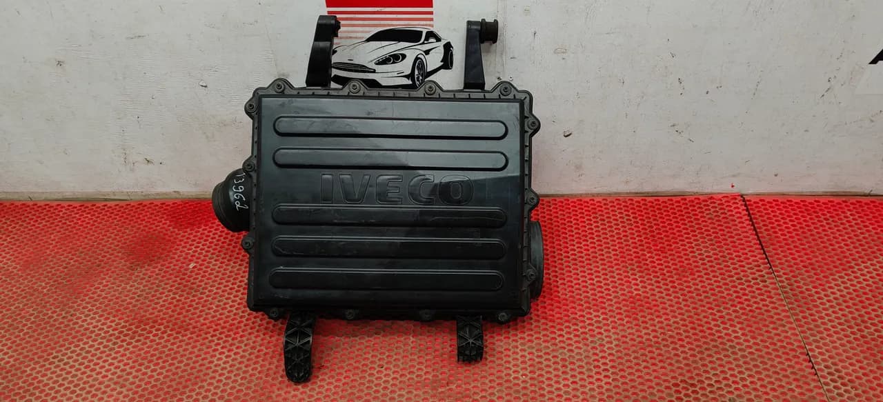 Корпус воздушного фильтра iveco Daily