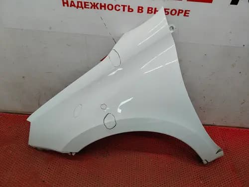 Крыло левое Granta FL белое бу