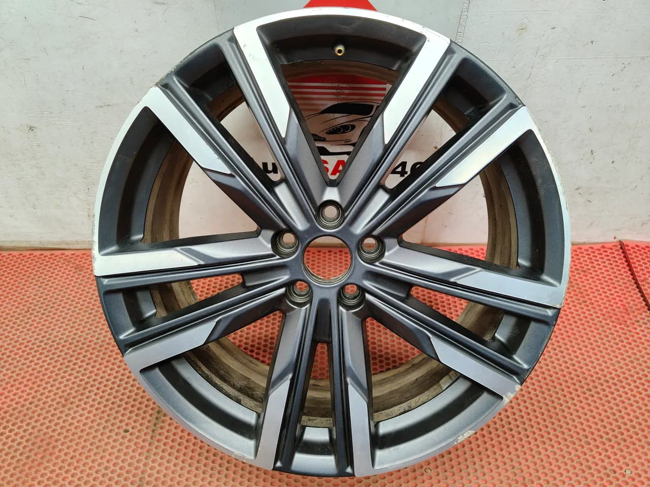 Литые диски Geely 20×R20 5×108