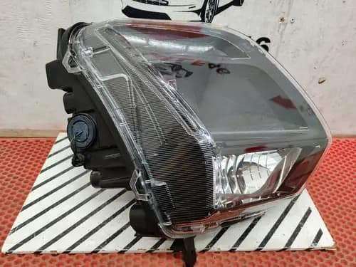 Фара правая Omoda C5 2022–2024 галоген
