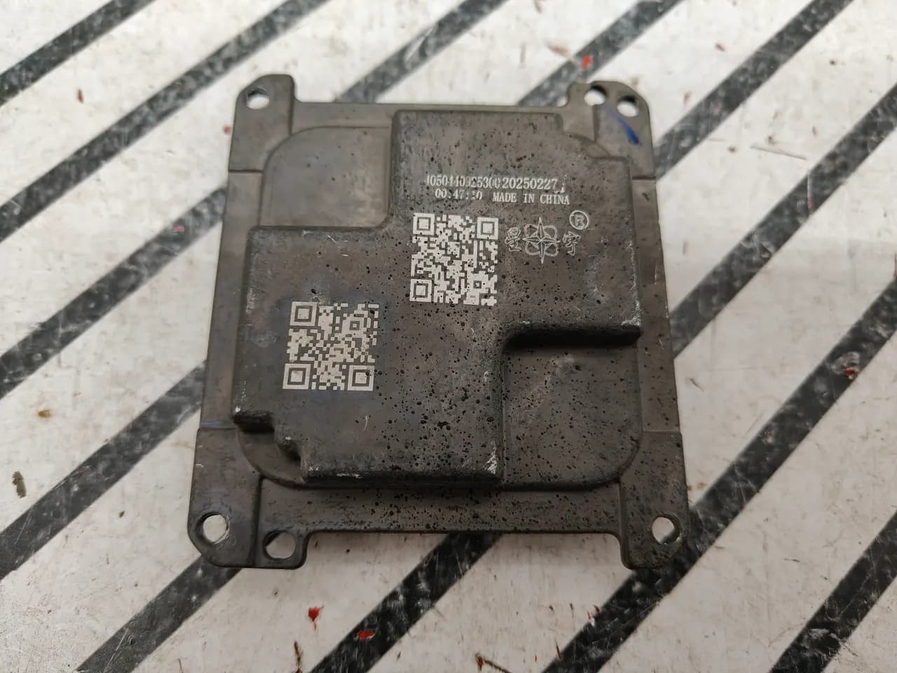 Блок розжига правый Chery Tiggo 7 Pro