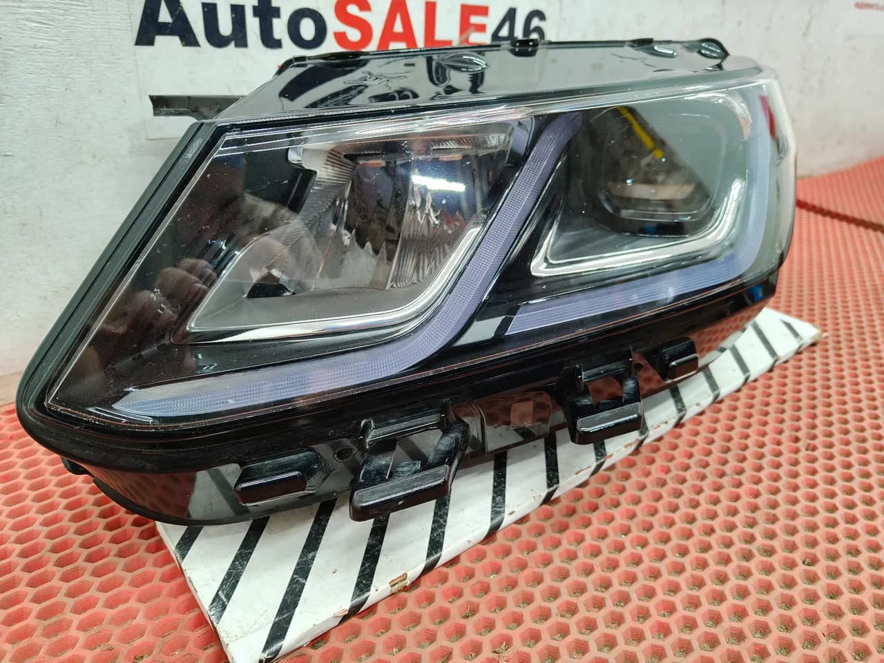 Фара левая Geely Coolray 2019–2023