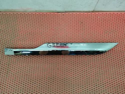 Молдинг двери задний правый Geely Okavango