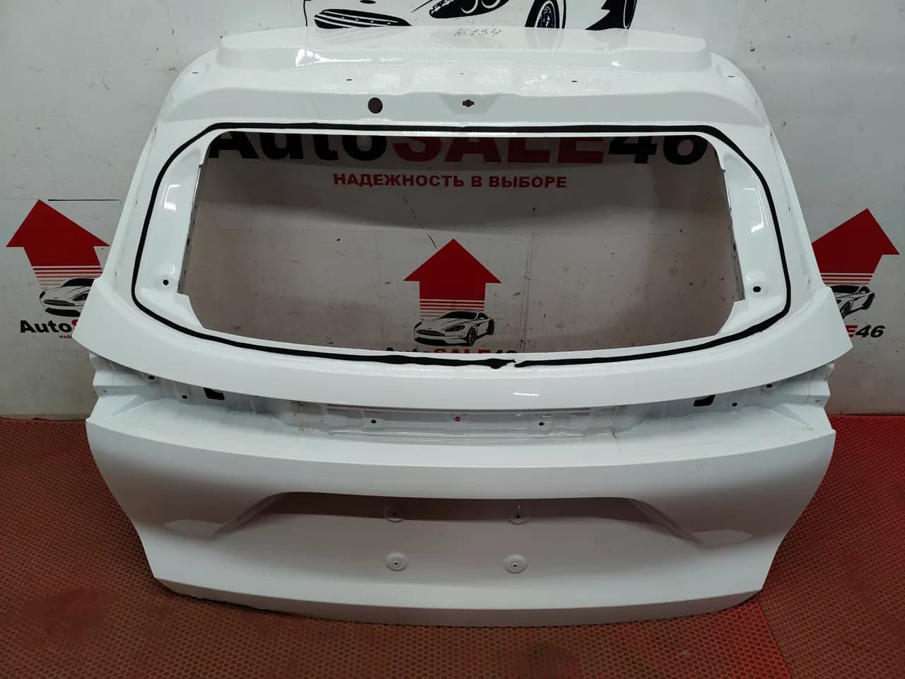 Крышка багажника Omoda C5