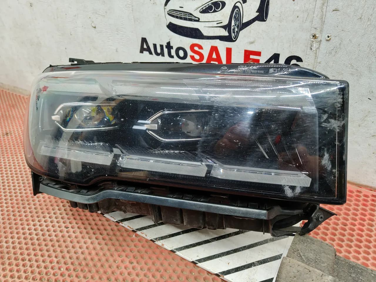 Фара передняя правая Geely Monjaro I (KX11)