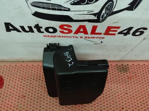 Крышка предохранителей Renault 243828894R