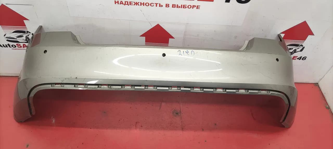 бампер задний Skoda Rapid
