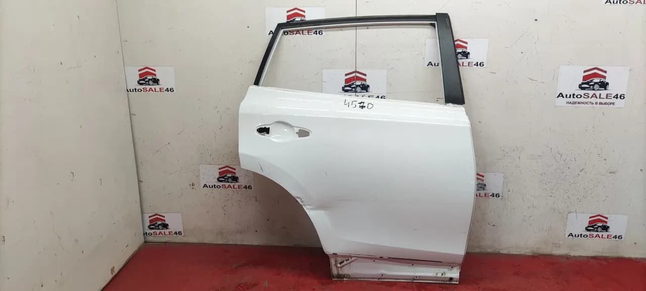Дверь задняя правая Toyota Rav4 CA40