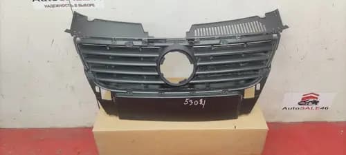 Решетка радиатора Vokswagen Passat B6