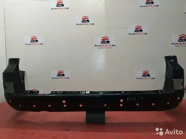 Бампер задний Toyota Land Cruiser 200