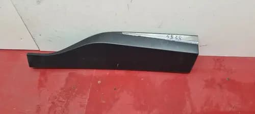 Накладка двери задней правой Nissan Murano Z52
