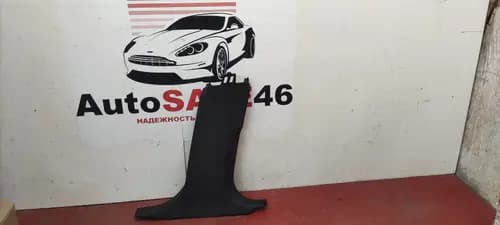 Обшивка правой стойки BMW F44
