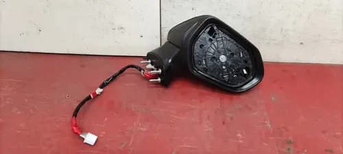 Зеркало правое Toyota Camry V70