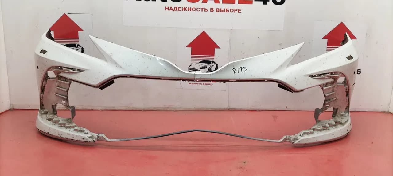 Бампер передний Toyota Camry v70