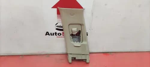 Обшивка центральной стойки Mitsubishi Outlander 3