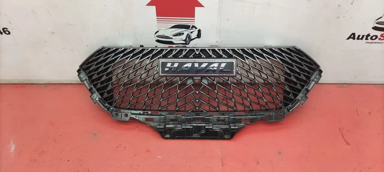 Решетка радиатора Haval M6