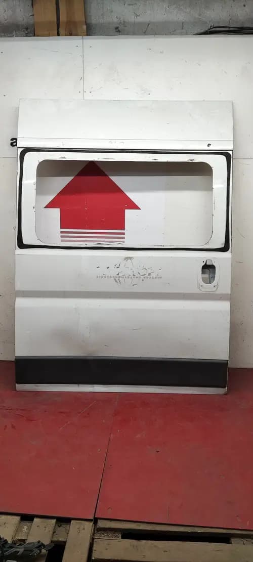 Дверь боковая правая Peugeot Boxer