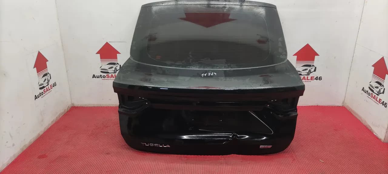 Крышка багажника Geely Tugella