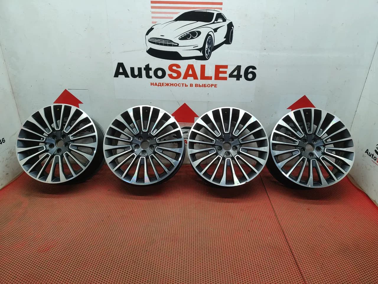 Комплект оригинальных литых дисков Jetour R20