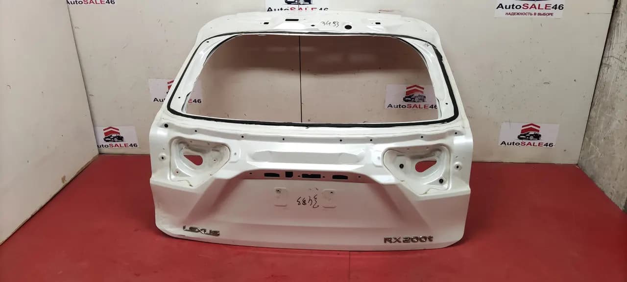 Крышка багажника Lexus RX 4