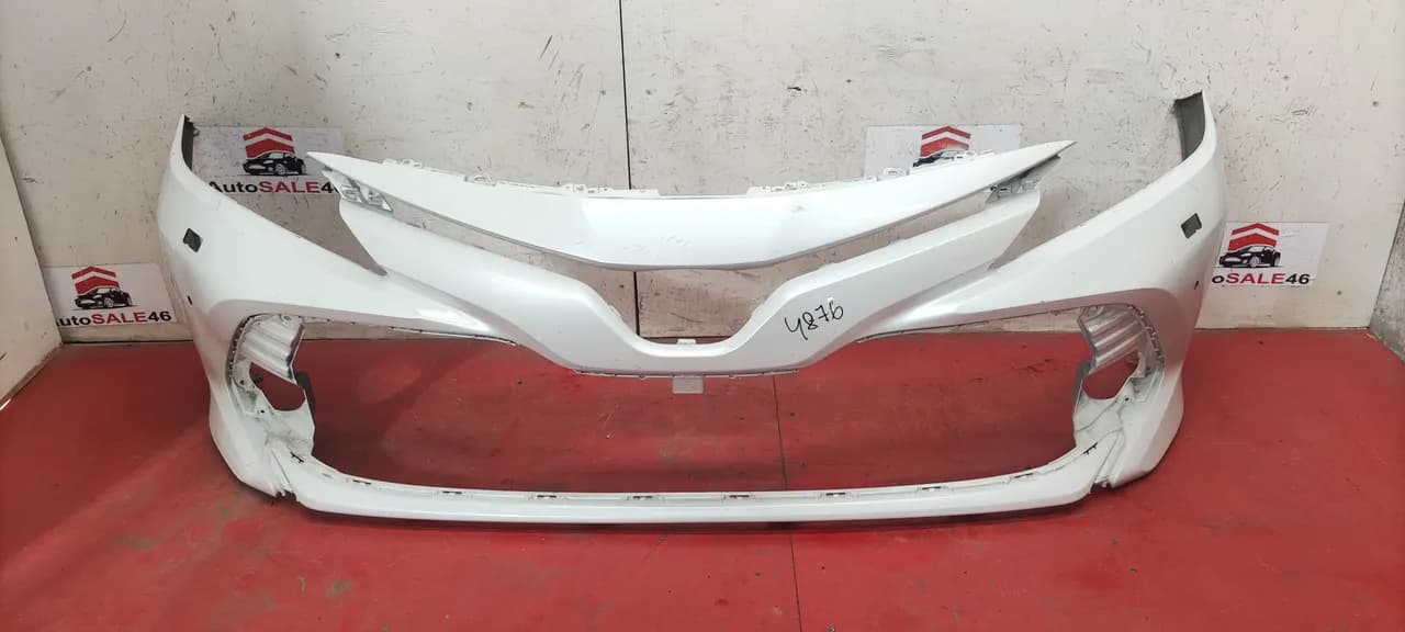 Бампер передний Toyota Camry V 70