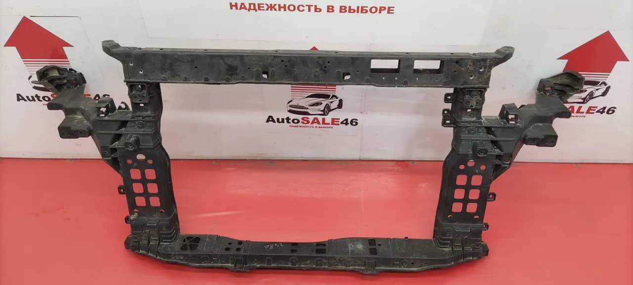 Панель передняя Kia Sorento 3