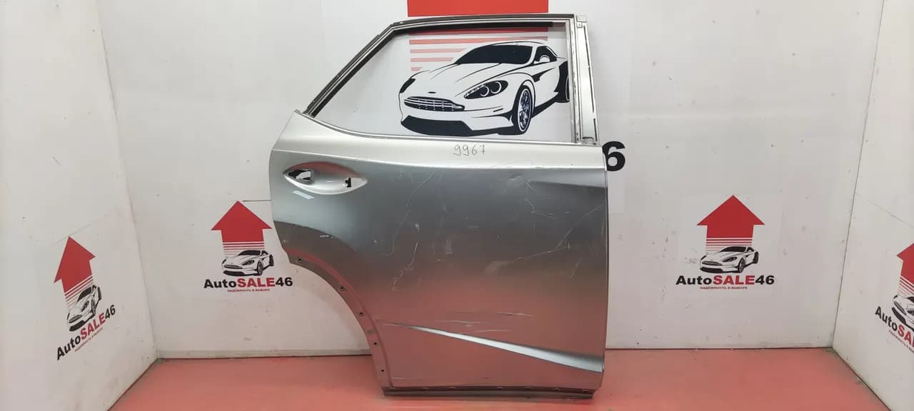 Дверь задняя правая Lexus Rx 4